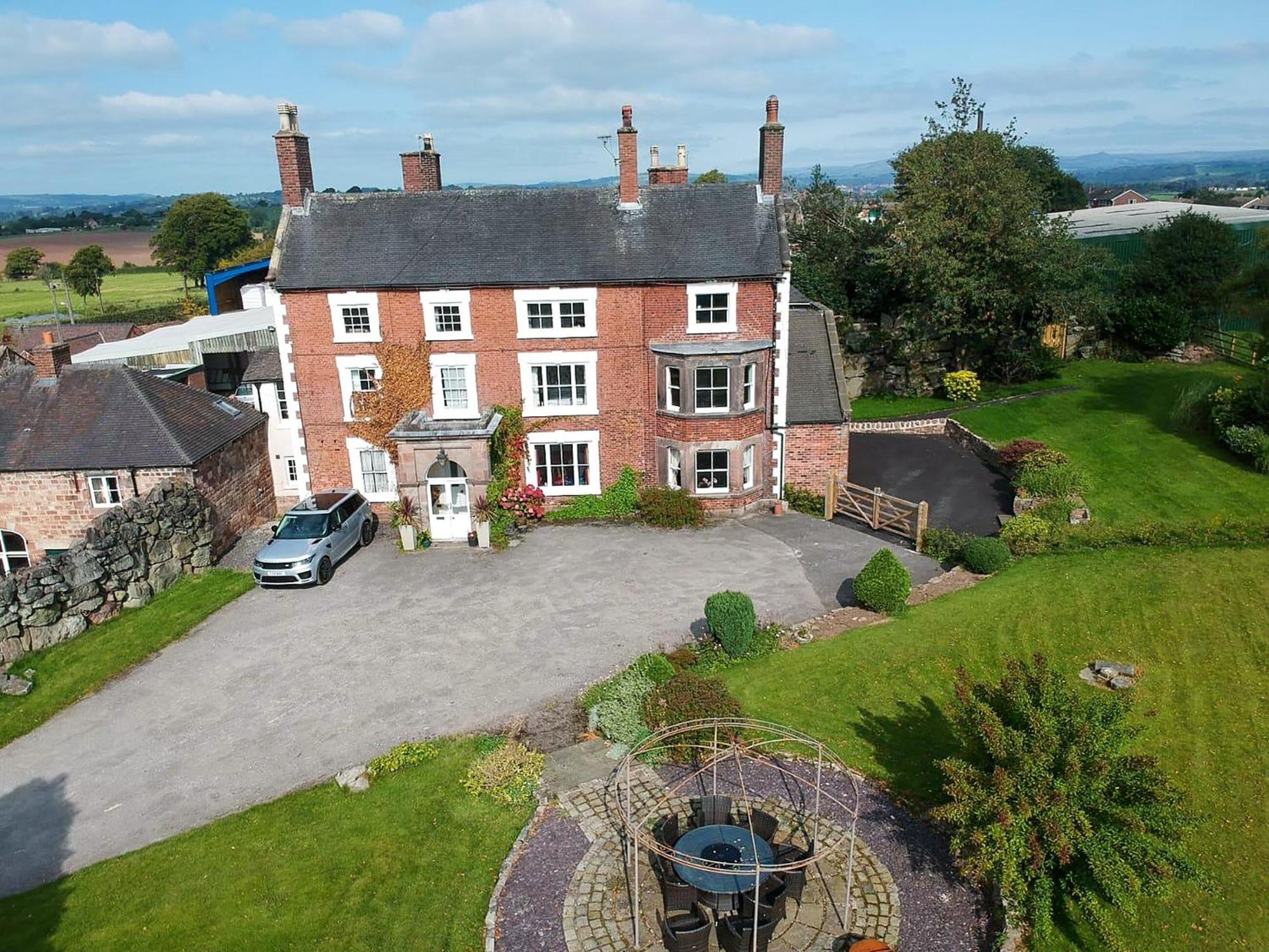 Villa Heath View Cheddleton Esterno foto